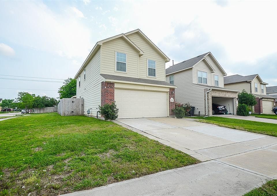 1st image of 5747 Roseglen Meadow Ln