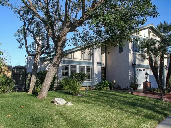 25694 Fedala Rd, Santa Clarita, CA 91355