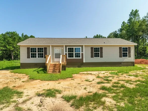 3 Wesley Grant Rd, Hattiesburg, MS 39401