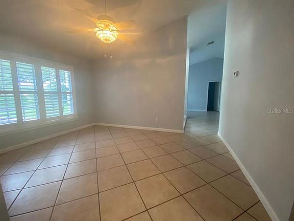 5th image of 2396 Aurora Ct