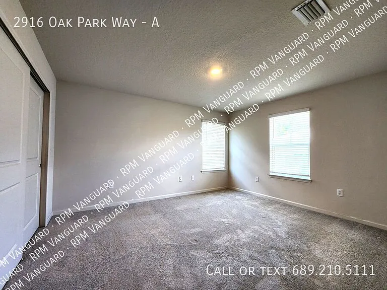 2916 Oak Park Way #A — Photo 11
