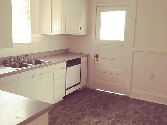 3rd image of 127 Bergin Ave