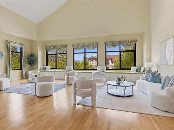 1000 Park Pl APT H, San Mateo, CA 94403