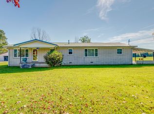 1108 Old Nashville Hwy, Mc Ewen, TN 37101