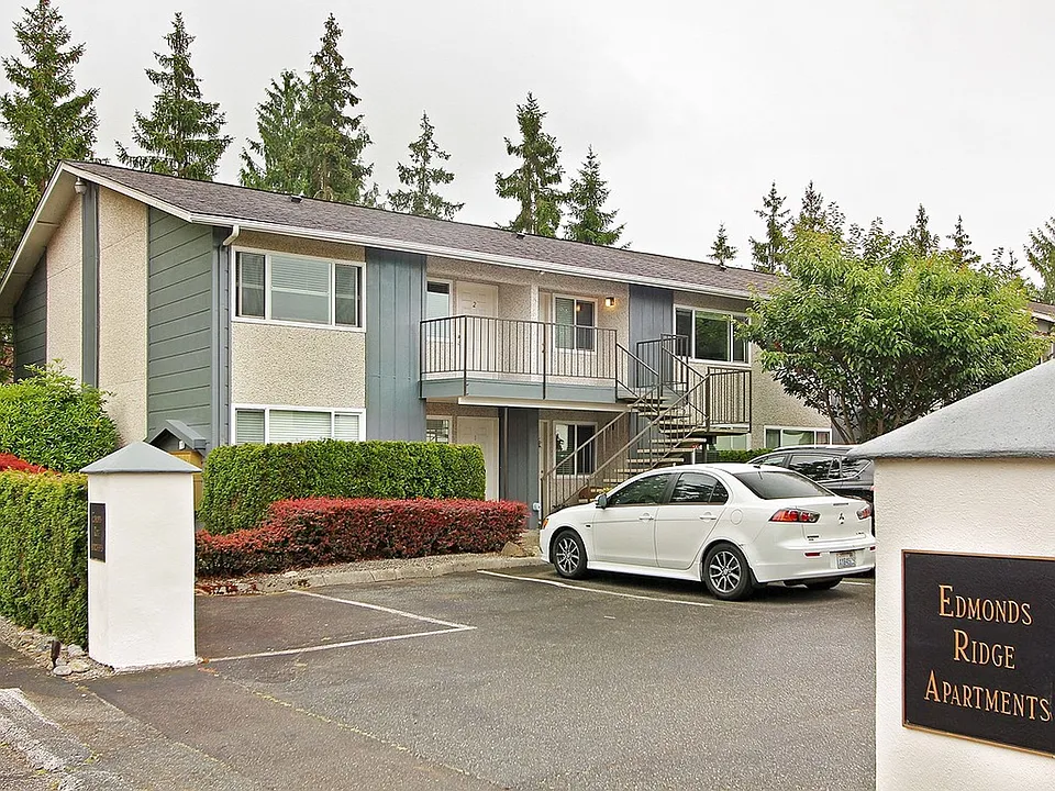 Edmonds Ridge Apartments