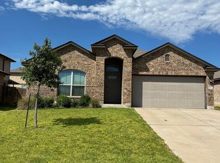 2813 Gilchrist Dr, Lorena, TX 76655