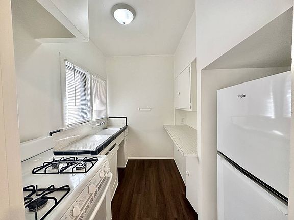 5th image of 223 Lime Ave #11032069