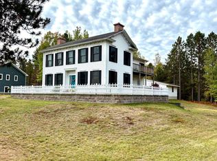152 Brewer Dr, Marquette, MI 49855