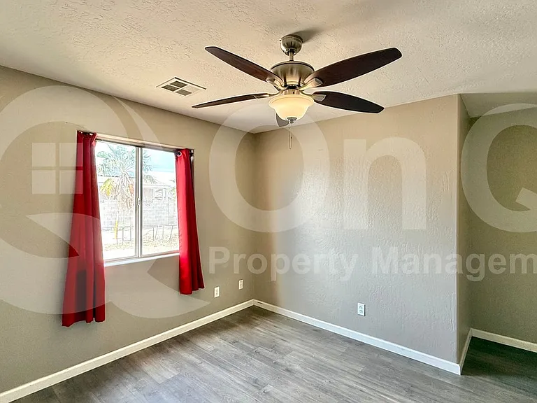 8210 W Concordia Dr #1 — Photo 8