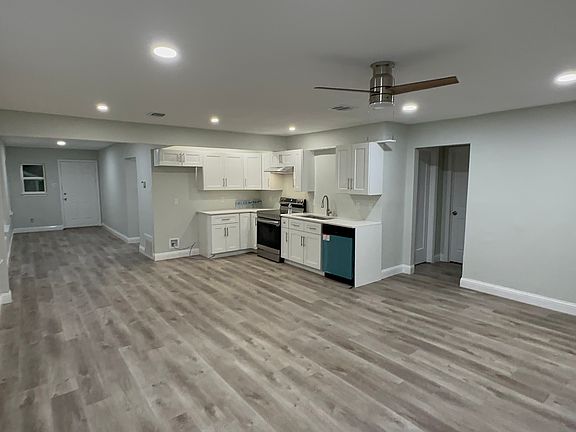 4th image of 1106 NE 17th St