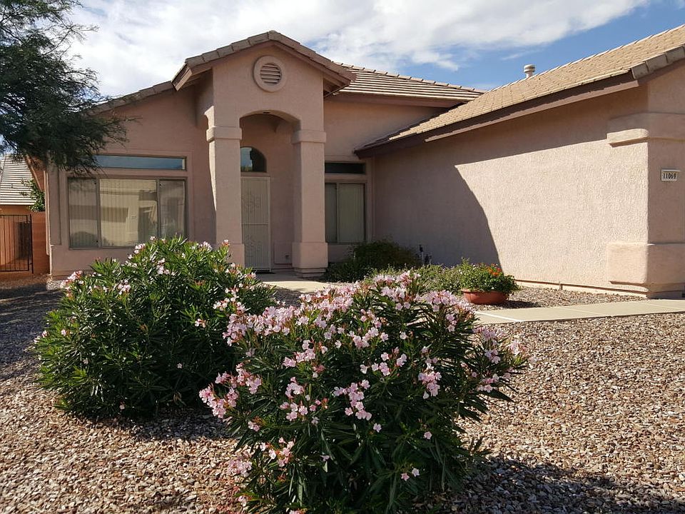 1st image of 11069 N Eagle Crest Dr