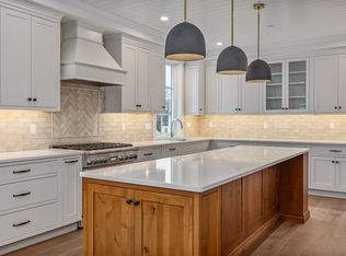 28 Little Bay Dr, Dover, NH 03820