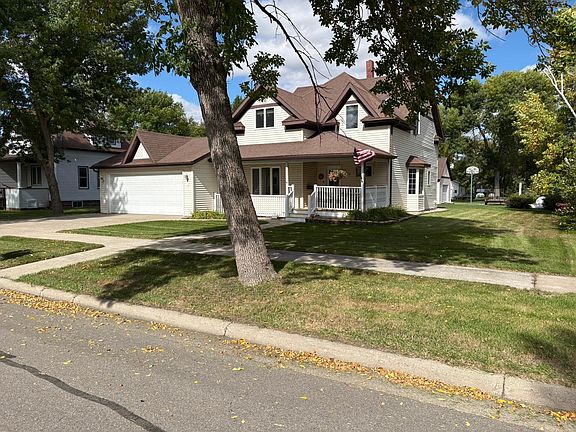 2nd image of 116 3rd St E