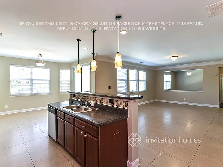 1243 Sparkling Cove Dr — Photo 8