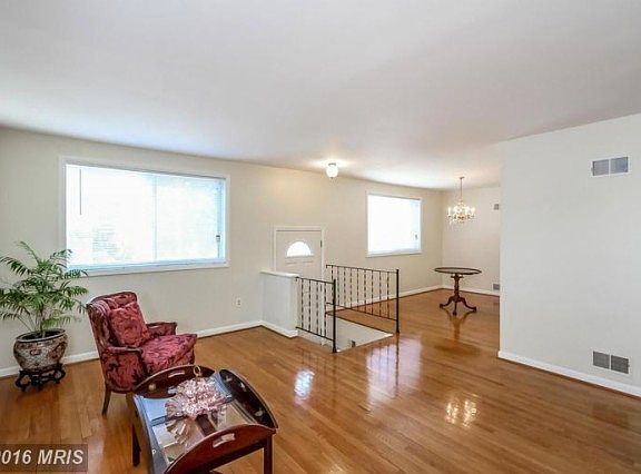 4th image of 7207 24th Pl