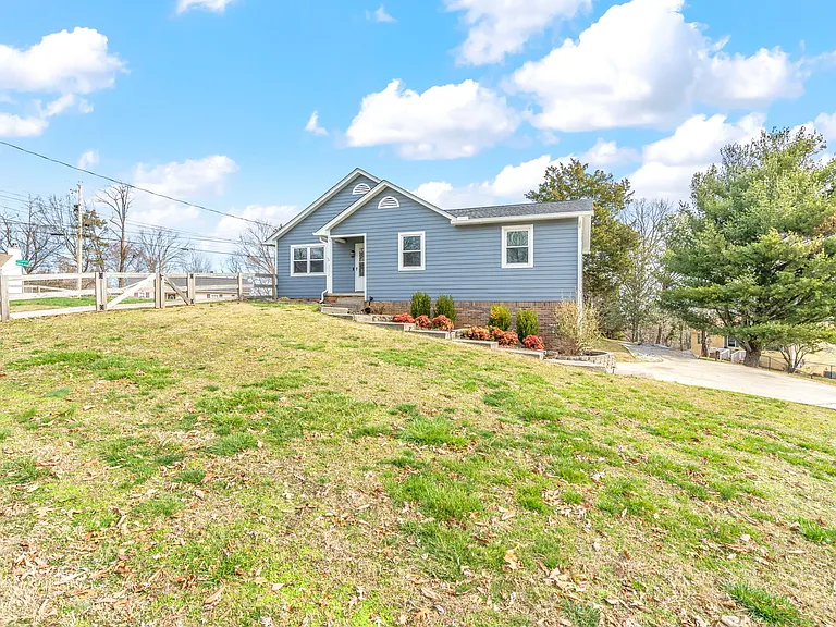 5712 Walden Woods Ct — Photo 5