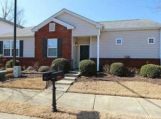 313 W Oaks Trl, Woodstock, GA 30188