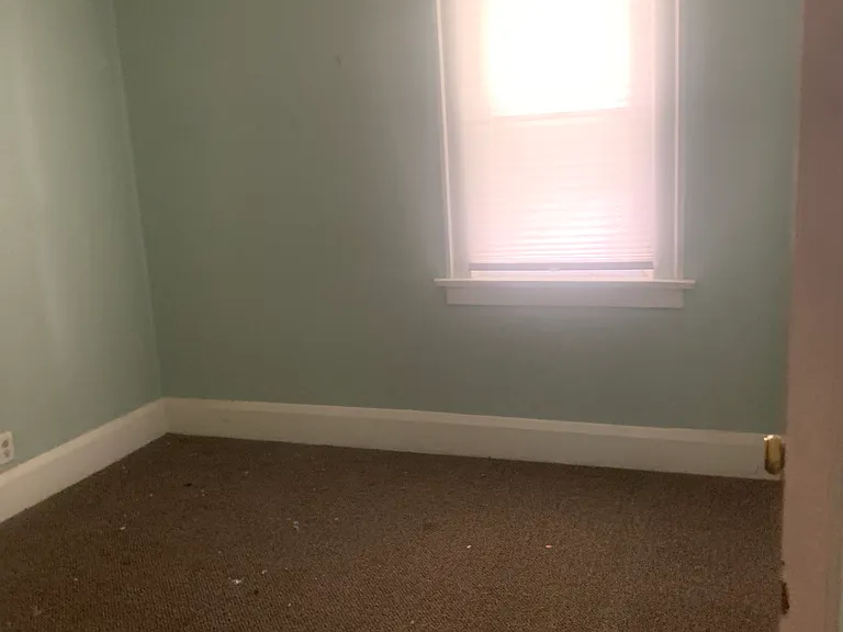 1542 Kedron St — Photo 7