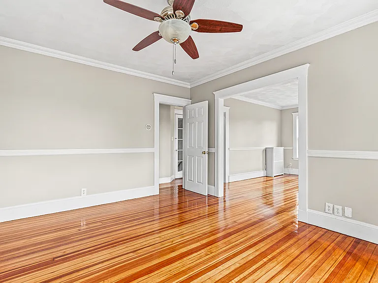 122 Grant Ave #122 — Photo 8