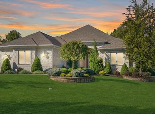 8048 Majestic Oaks Trl, Broadview Heights, OH 44147