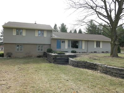 5661 Golfridge Rd, Alma, MI, 48801