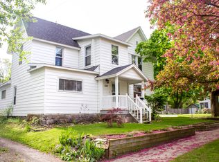 222 Hanover St, Belding, MI 48809