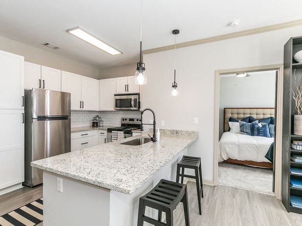 1000 Ashwood Pkwy APT 1329