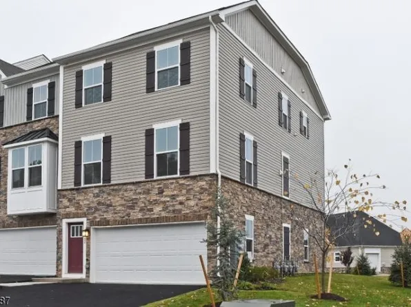 82 Swackhammer Way #61, Budd Lake, NJ 07828