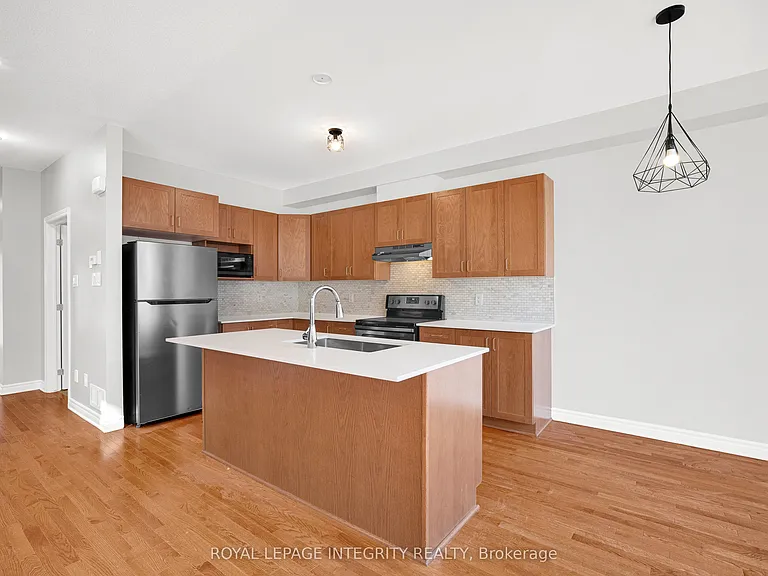 918 Kilbirnie Dr — Photo 12