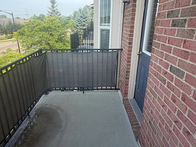 25522 Portico Ln — Photo 8
