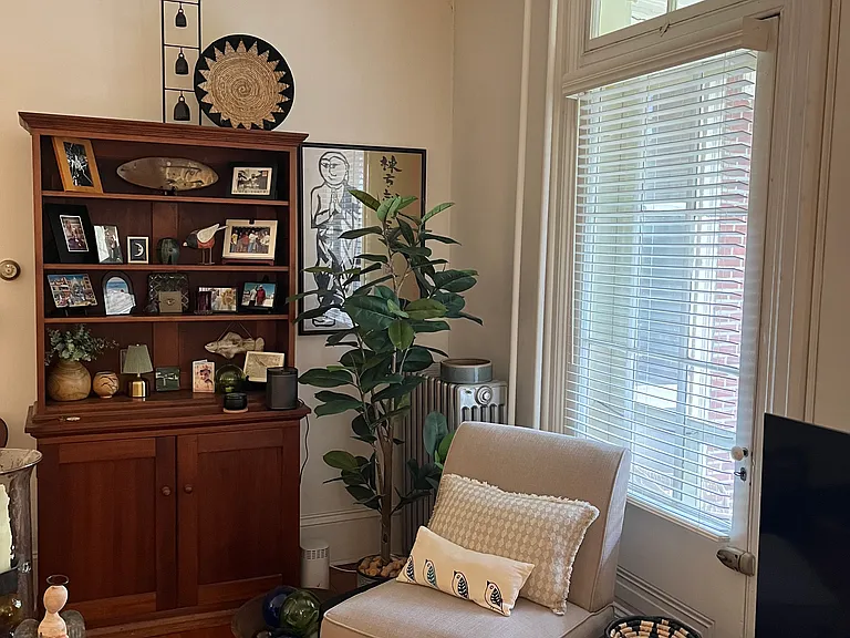 318 N Matlack St #2R — Photo 6