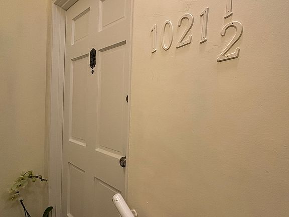 2nd image of 1021 1/2 S Glenoaks Blvd #1021-1/2