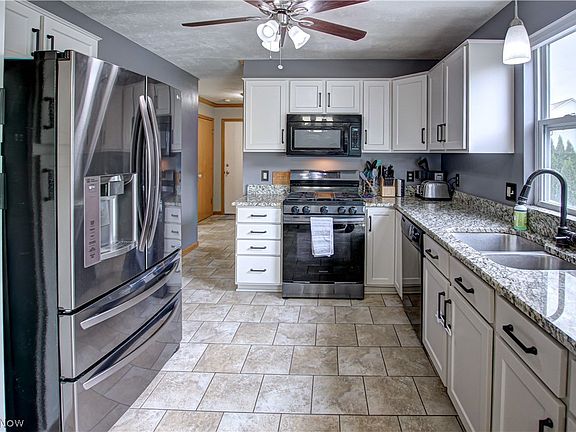 3rd image of 3292 Marpat Ln