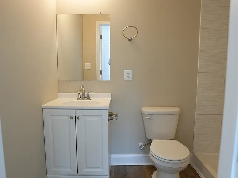 2910 Hilldale Ave — Photo 13