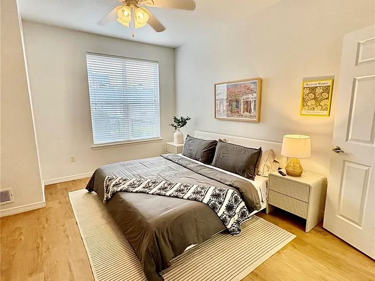 7222 S Blackhawk St #105 — Photo 6
