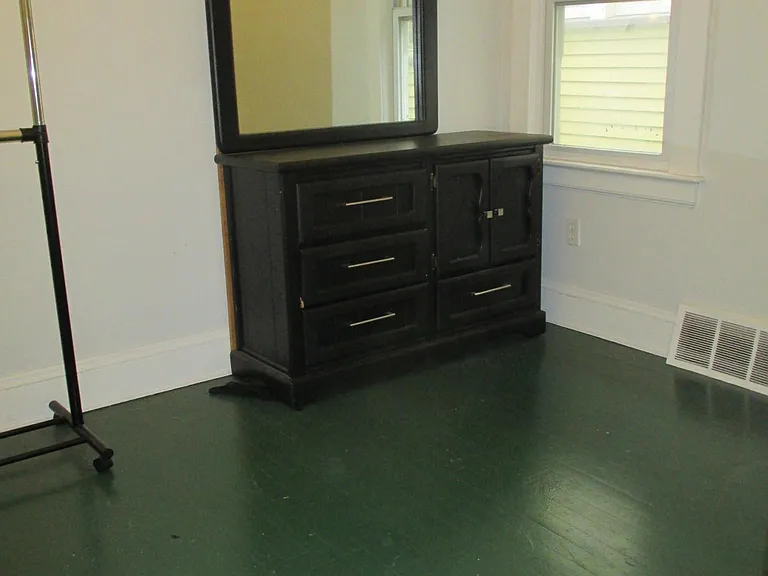 10106 Baltic Rd #UP — Photo 13