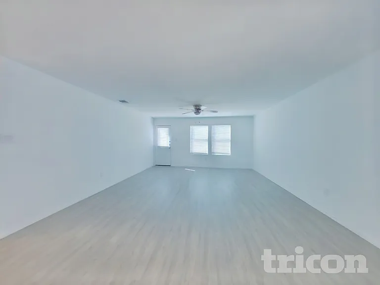 5715 Vista Point — Photo 4