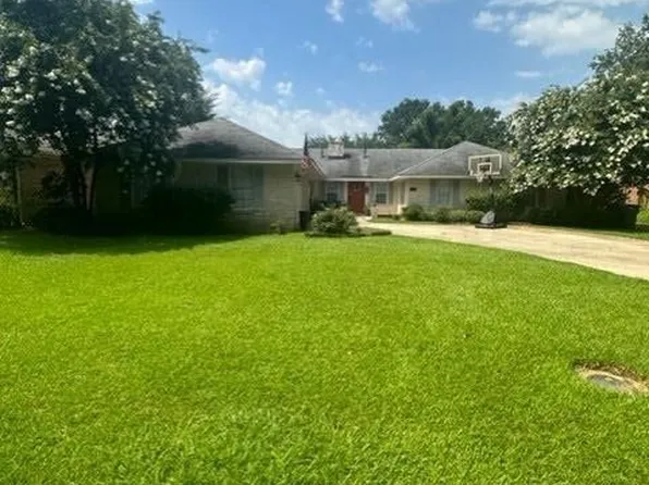 2313 Pinehurst St, Monroe, LA 71201