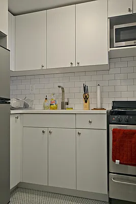 Rented by Mallory Management Corp | media 9