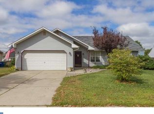 7 Winterset Ln, Marlton, NJ 08053