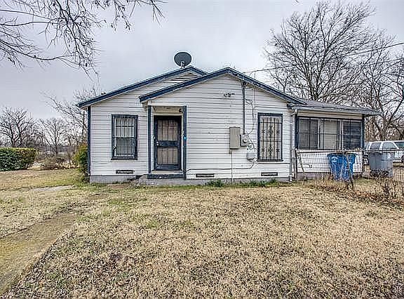 3rd image of 4703 W Frio Dr