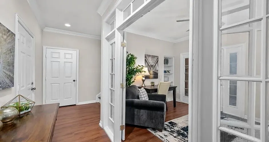 2 bed, 2.5 bath, 1724 sqft, $2,925 — Photo 2