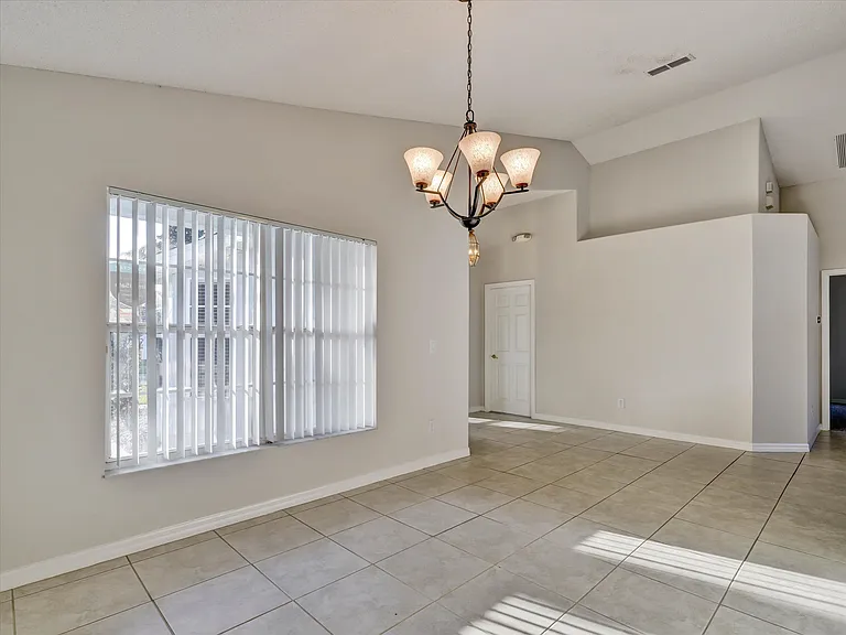 2508 Caliente Trail3856 Keyless Entry — Photo 9