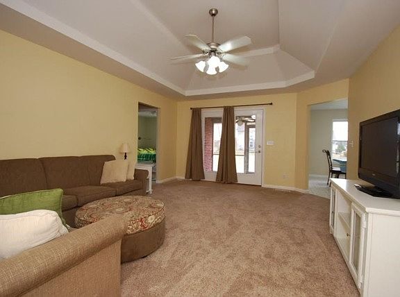 2nd image of 1713 Scarlet Oak Dr