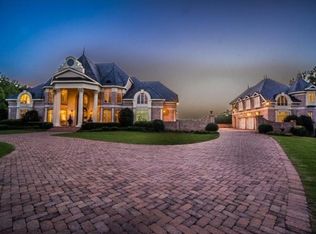 1498 Happy Valley Cir, Newnan, GA 30263