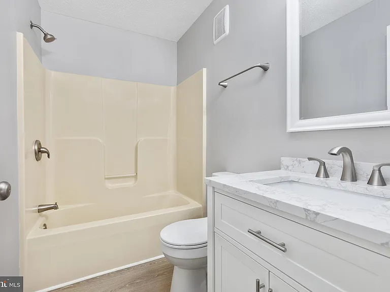 165 Hailey Ln #G3 — Photo 13
