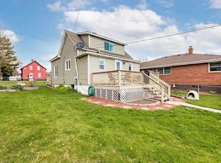 722 11th Ave, Two Harbors, MN 55616