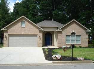 3300 Bondwood Cir, Johnson City, TN 37604