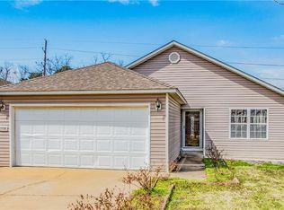 1108 S East St, Rogers, AR 72756