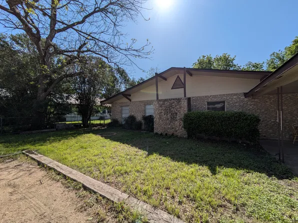 1309 W Hopkins St APT A, San Marcos, TX 78666